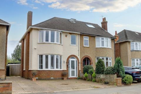 69 Gloucester Road, Wolverton, Milton Keynes, MK12 5EA
