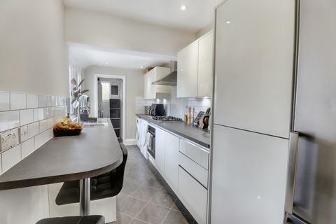 69 Gloucester Road, Wolverton, Milton Keynes, MK12 5EA
