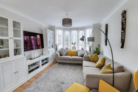 69 Gloucester Road, Wolverton, Milton Keynes, MK12 5EA