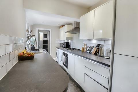 69 Gloucester Road, Wolverton, Milton Keynes, MK12 5EA