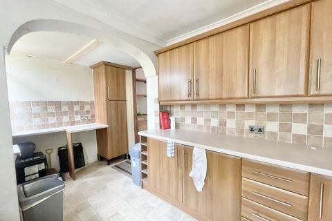 105 Barton Road, Exeter, EX2 9DD