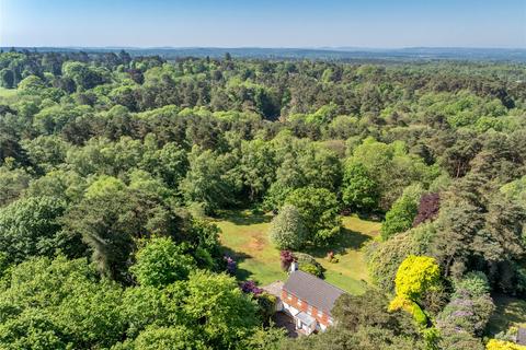 4 bedroom detached house for sale, Hammer Lane, Grayshott, Hindhead, Hampshire, GU26