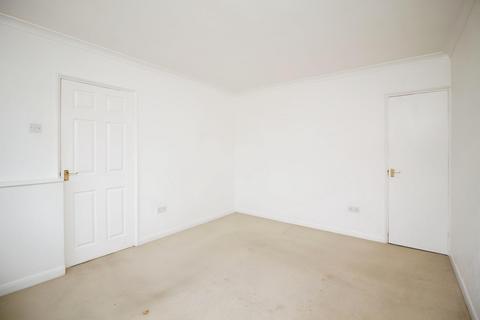 71 Allington Drive, Birstall, Leicester, LE4 4FD