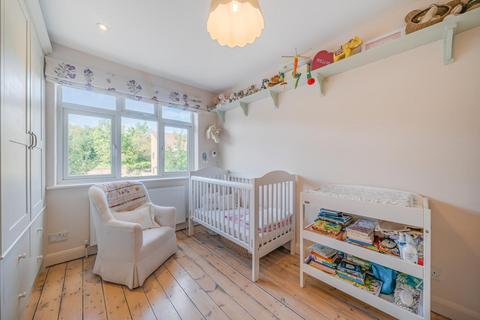 63 Toynbee Road, London, SW20 8SH