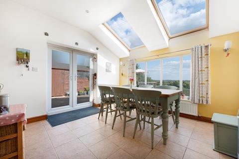 3 bedroom semi-detached house for sale, Little Green, Broadwas WR6