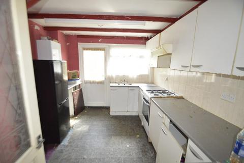 3 bedroom end of terrace house for sale, Maplestead Road, Dagenham