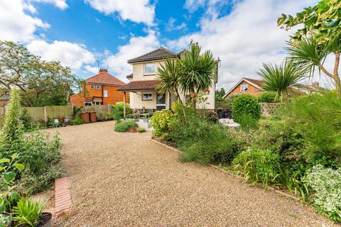 4 bedroom detached house for sale, Kimberley Road, North Walsham