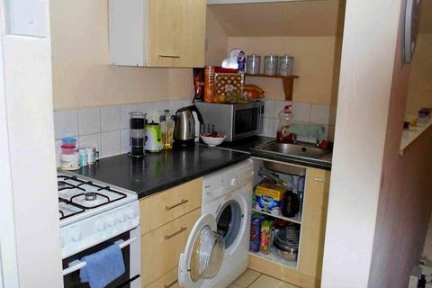 2 bedroom flat to rent, Flat,  Pool Street, Caernarfon