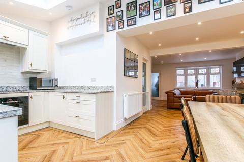 2 bedroom semi-detached house for sale, Cresswell Avenue, Forest Hall, NE12