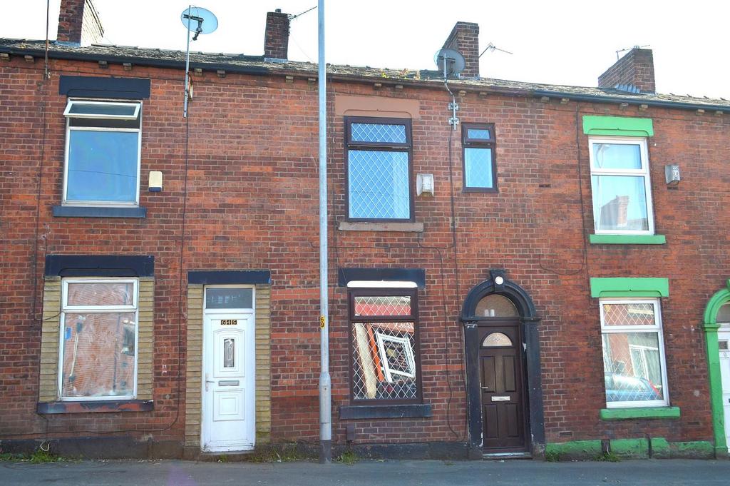 Hollins Road, Oldham 3 bed house for sale £120,000
