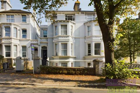 2 bedroom flat for sale, London Road, St. Leonards-On-Sea