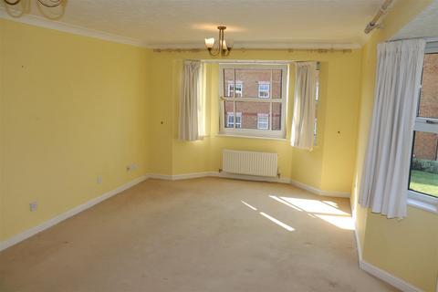 2 bedroom apartment for sale, Westfield Drive, Aldridge