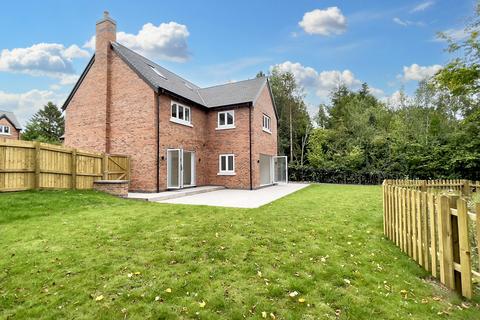 5 bedroom detached house for sale, Langsmead Place, Coalville, LE67