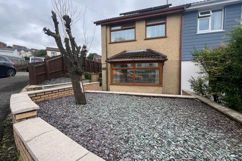 4 bedroom semi-detached house for sale, Tylcha Fach Estate Tonyrefail - Tylcha Fach Estate