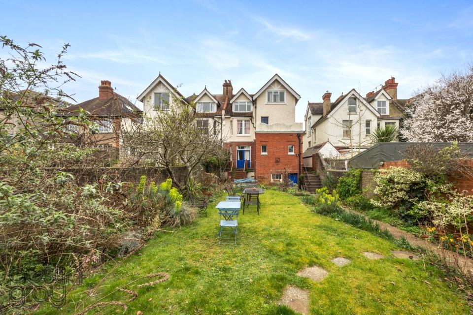 Wilbury Villas 32 EXT-009 (AG).jpg