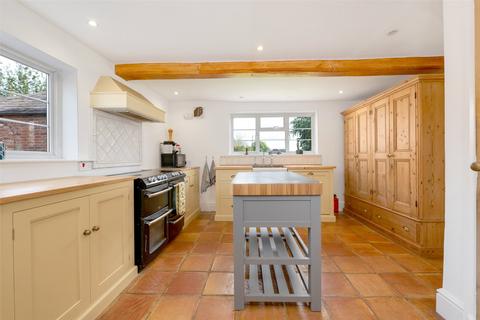 6 bedroom detached house for sale, Loughborough Road, Hoton, Leicestershire