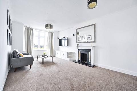 2 bedroom flat to rent, Parkview Court, Bishop's Park, London, SW6