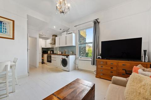 2 bedroom flat for sale, Allison Road, Acton