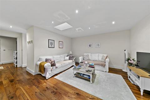 undefined, Lower Mortlake Road, Richmond, TW9