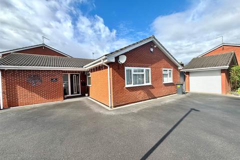 4 bedroom detached bungalow for sale, Turnberry Drive, Whitestone