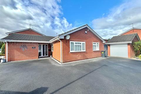 4 bedroom detached bungalow for sale, Turnberry Drive, Whitestone