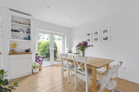 5 Drayton Road, Reading, RG30 2PH