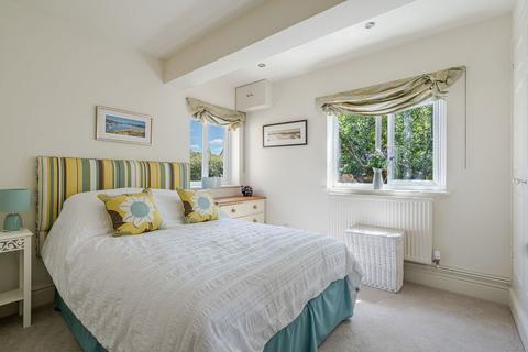Garstons Charlton Road, Tetbury, GL8 8DX