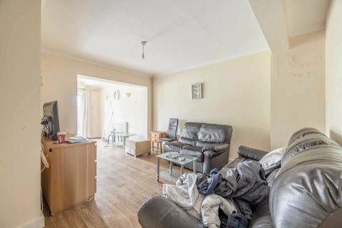 4 bedroom terraced house for sale, Keats Way, West Drayton, Middlesex, UB7 9DR