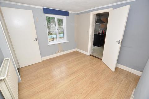 3 bedroom house for sale, High Street, Bancyfelin, Carmarthen