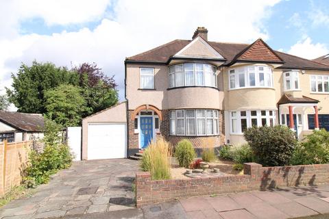 20 Highfield Drive, West Wickham, BR4 9NH