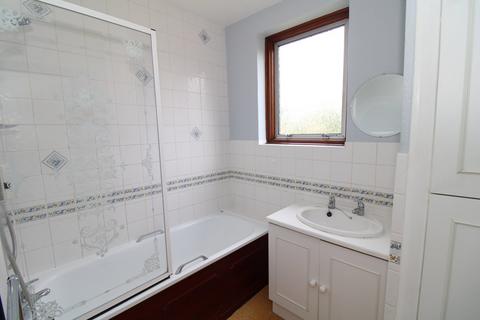 20 Highfield Drive, West Wickham, BR4 9NH
