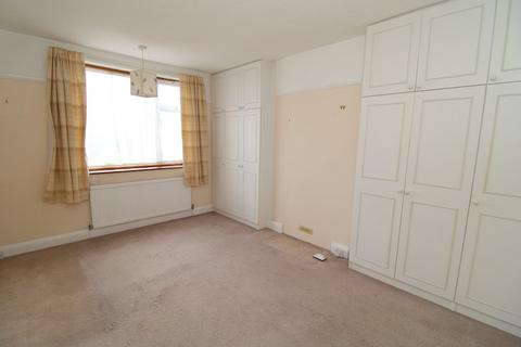 20 Highfield Drive, West Wickham, BR4 9NH
