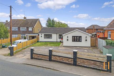 4 bedroom bungalow for sale, Heath Road, Ramsden Heath, Billericay, Essex, CM11