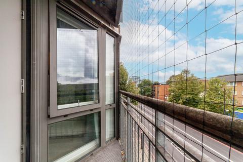 1 bedroom flat for sale, Clapham Road, Stockwell