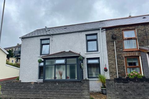 2 bedroom end of terrace house for sale, Trealaw Road, Tonypandy - Tonypandy