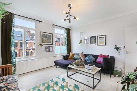 2 bedroom flat for sale, Devonshire Road, London, SE23 3NJ