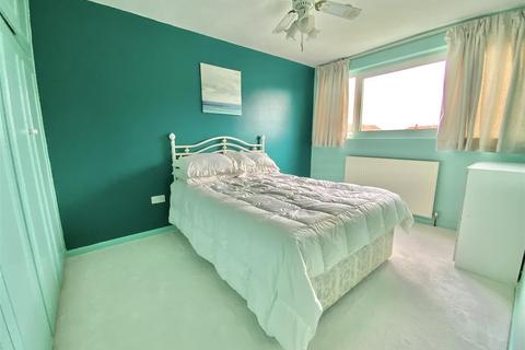 66 Glebe Road, Deanshanger, Milton Keynes, MK19 6LU