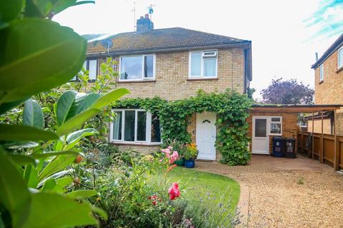 3 bedroom semi-detached house for sale, Hawthorne Road, Stapleford