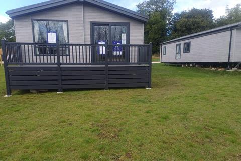 2 bedroom lodge for sale, Swadlincote, Derbyshire, DE12