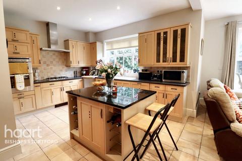 5 bedroom detached house for sale, Bishop's Stortford CM23