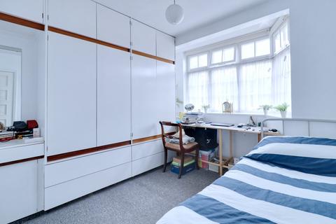 23 North Road, South Ockendon, RM15 6PT