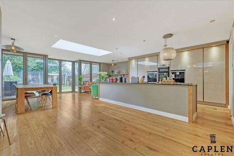 4 bedroom detached house for sale, Princes Road, Buckhurst Hill
