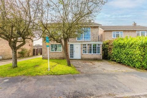 4 bedroom detached house for sale, The Crescent, Dereham