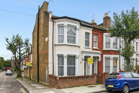 4 bedroom end of terrace house for sale, Parolles Road  Whitehall Park N19 3RD