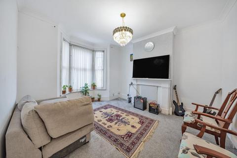 3 bedroom terraced house for sale, Amott Road, Peckham