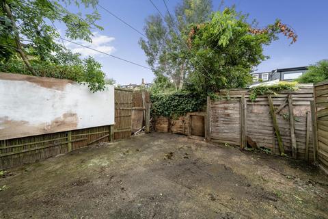 3 bedroom terraced house for sale, Amott Road, Peckham