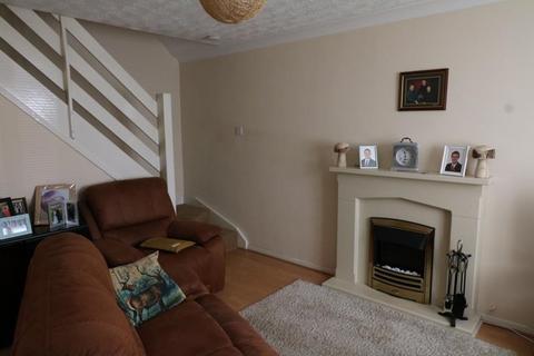 2 bedroom semi-detached house to rent, Admirals Way, Hethersett, Norwich, Norfolk, NR9