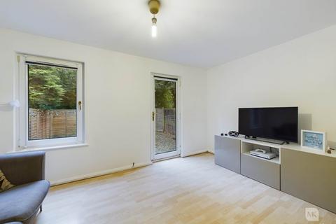 1 bedroom maisonette for sale, Lampitts Cross, Milton Keynes MK6