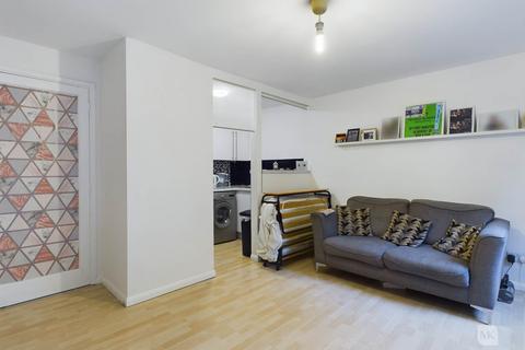 1 bedroom maisonette for sale, Lampitts Cross, Milton Keynes MK6