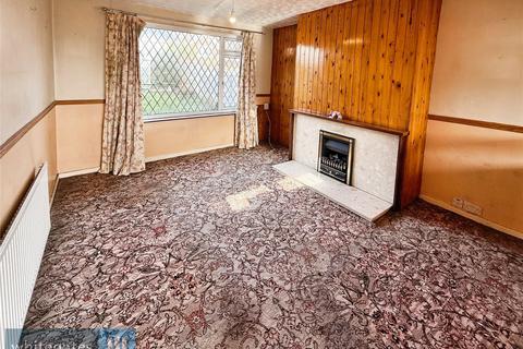 3 bedroom semi-detached house for sale, De Lacy Drive, Worsbrough, S70